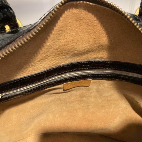 Italian embossed leather handbag.  NEVER USED.  Chocolate brown. - Picture 5 of 8